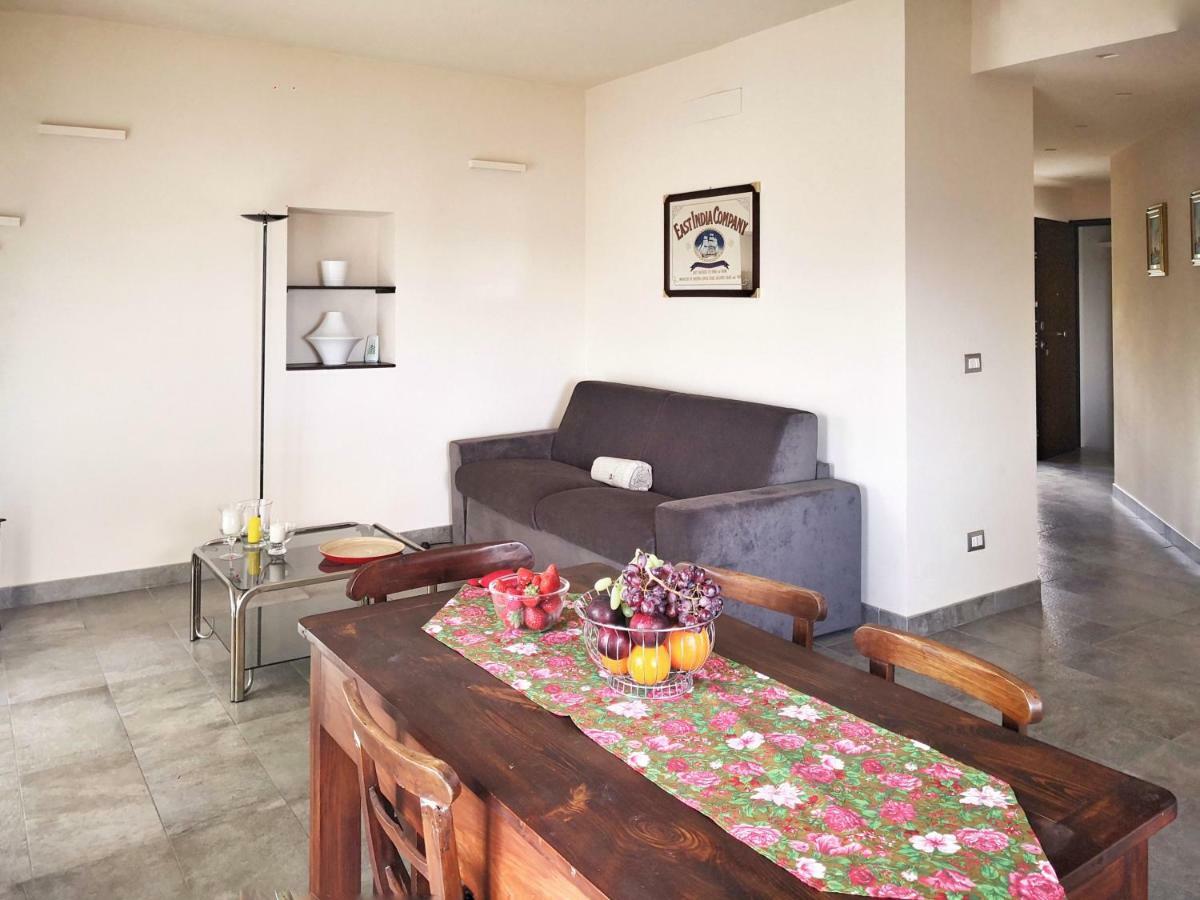 Appartamento Deluxe Con Terrazza Sul Mare 사보나 외부 사진