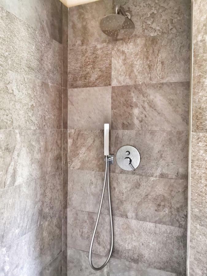 Appartamento Deluxe Con Terrazza Sul Mare 사보나 외부 사진