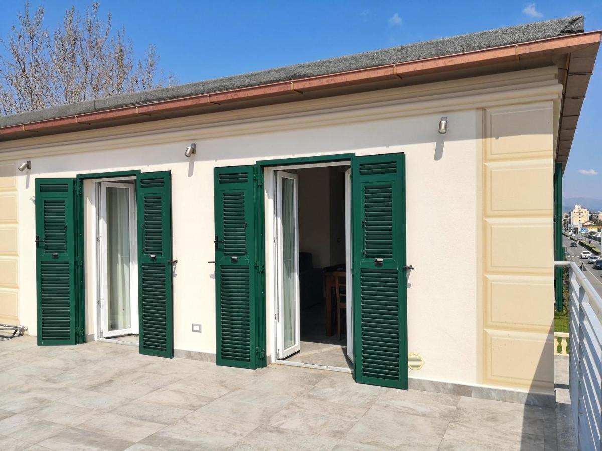 Appartamento Deluxe Con Terrazza Sul Mare 사보나 외부 사진